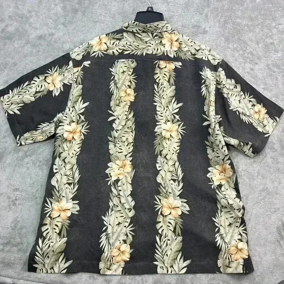 Tommy Bahama Shirt Mens Large Silk Floral Hawaiian Button Up Camp Black - Picture 7 of 7